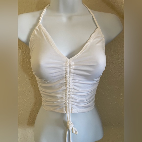 NEW WHITE CROP TOP - Picture 4 of 5